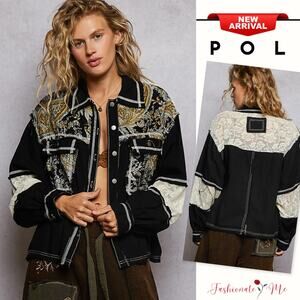 POL Lace Details Printed Woven Mix Raw Hem Pockets Buttoned Denim Jacket | Black
